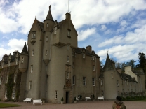 Ballindalloch Castle