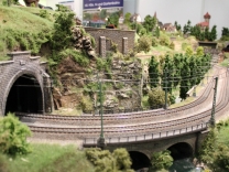 Bachmann Liliput H0 Modellbahn Schauanlage